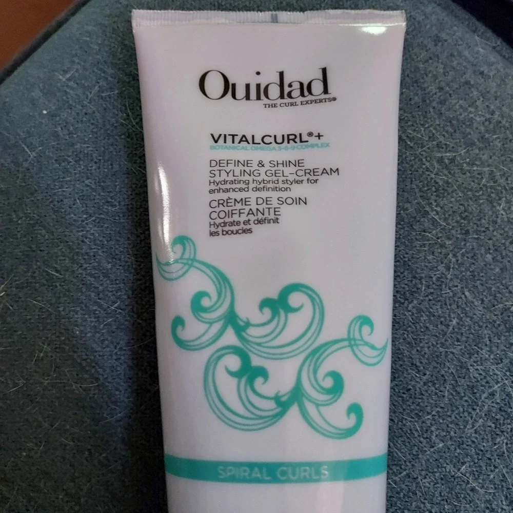 Ouidad VitalCurl+ Hair Styling Duo Set White Spiral Curls Mousse & Gel-Cream